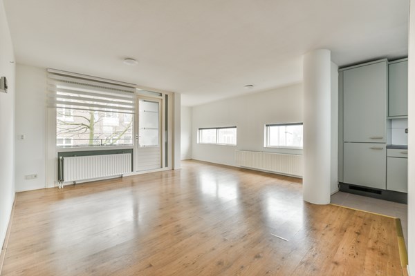 For rent: Sarphatistraat 686, 1018 AV Amsterdam